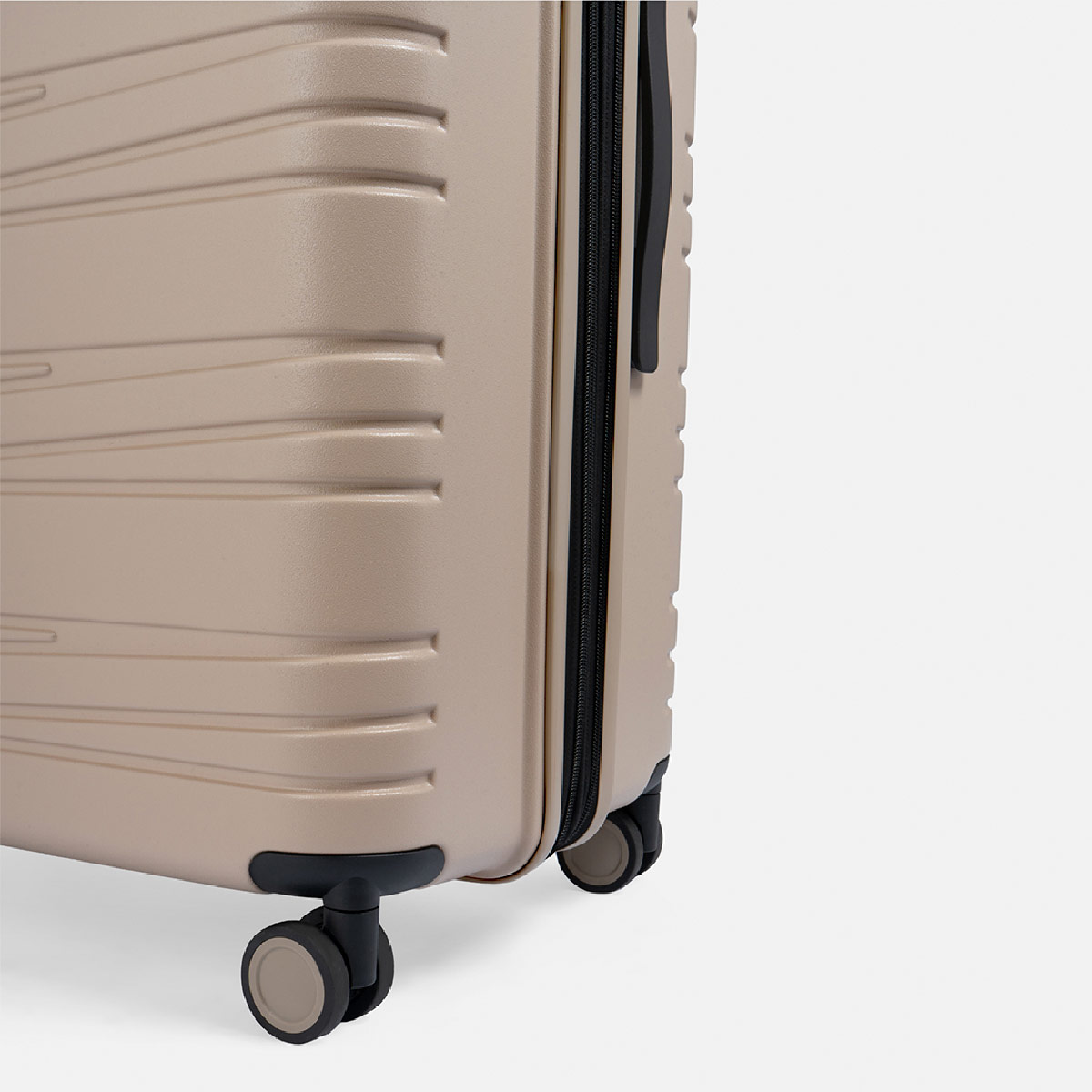 MALETA GRANDE CREPIER BRISBAN 3.0 28" DURA BEIGE - 7